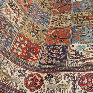 Handgeknüpfter Teppich